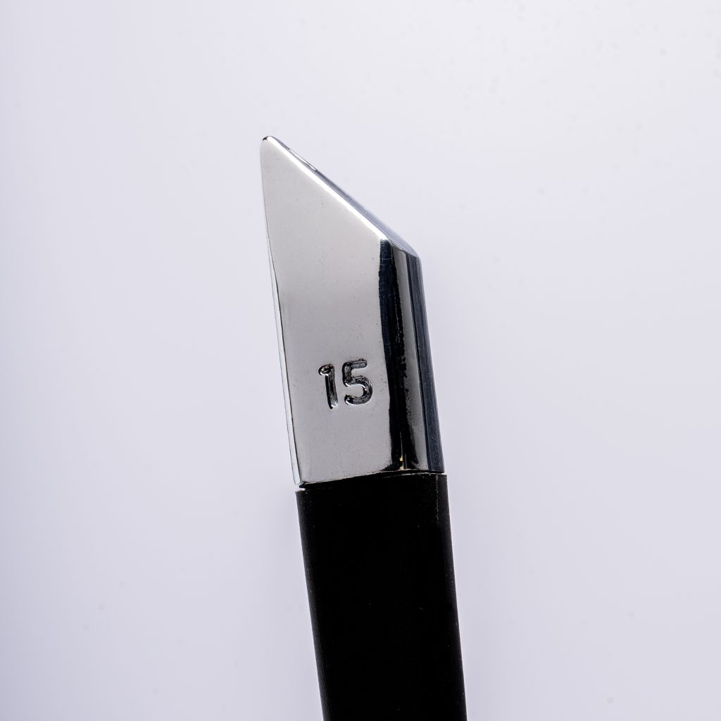 PENNELLO N.15 PETAL BRUSH